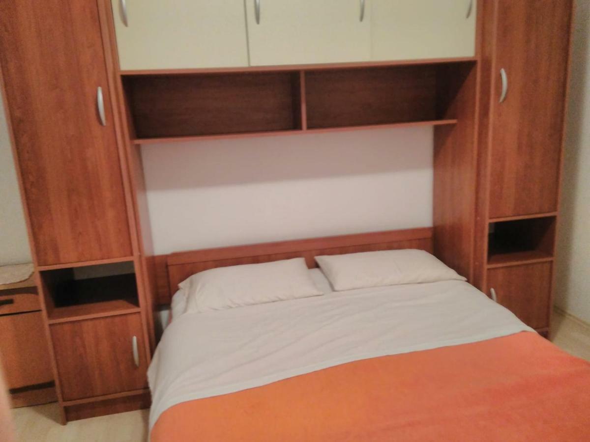 Apartmani Marija Pašman المظهر الخارجي الصورة